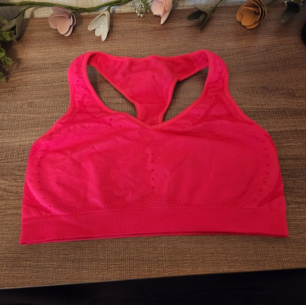 NWOT sports bra